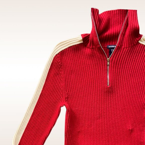 GAP Pullover Sweater - Picture 2 of 5